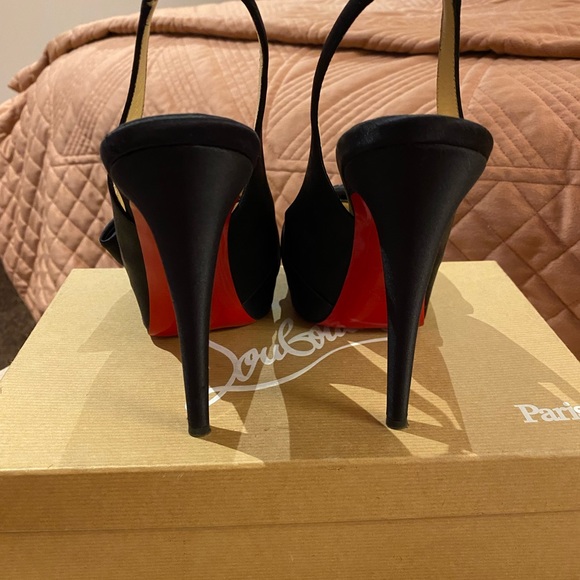 💯 Authentic Christian Louboutin black satin Bow Slingback Platform heel 38.5 - Picture 4 of 9